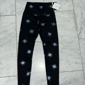 NWT Beyond Yoga PowerShine High Waisted Midi Leggings size XS